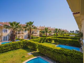 Sunset Beach Club Aqualettings Pearl 9 - 9