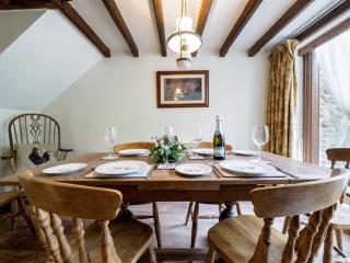 3 Bed in Hope PK432 - Aston - 3
