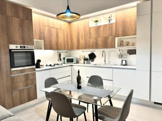 [Porta Nuova - Alpitour] Free Parking & Netflix - Turín - 3