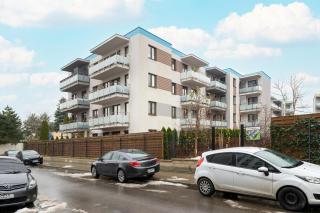 Cozy Apartment Pachonskiego with Balcony and Parking by Noclegi Renters - Krakow - 5