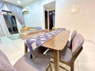 Country Garden Danga Bay by Luxecocoo CK Johor Bahru - 1