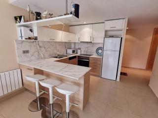 Apartamento ideal en Llançà: Terraza, parking y cerca de la playa - ES-89-87 - Llança - 6