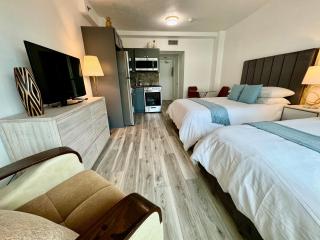 Directly on the Beach with Pool & Parking - 1