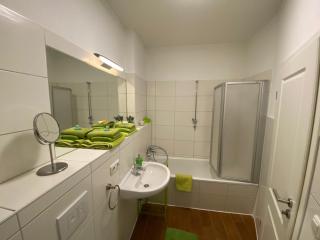 Traumwohnung STÖRTEBEKER ruhig & großzügig zentral - Rostock - 8
