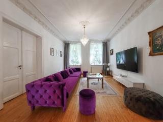 DEUTSCHE VILLA - DELUXE APARTMENT mit Sauna und großem Garten - Rostock - 0