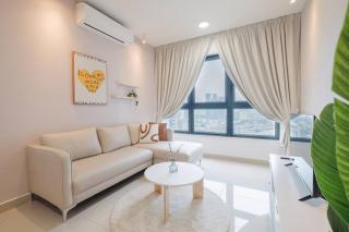 Enchanted Stays near MRT AEON Sunway Velocity Mall - Kuala Lumpur - 0