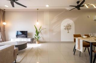 Autumn 4BR MRT InfinityPool MVertica 9pax中文房东 - Kuala Lumpur - 2