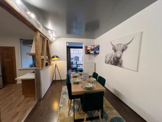 Apartment Humboldt 3 Schlafzimmer,Wifi, Netflix Parken, Terrasse, klimatisiert, nähe Zentrum - Jena - 2