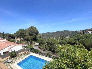 ENCANTADORA CASA INDIVIDUAL CON VISTAS AL MAR Y PISCINA PRIVADA - ES-226-28 - Begur - 0