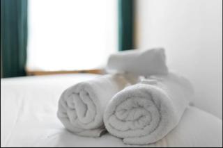 Ensuite Rooms For Two Near Cardiff Central Station - 1