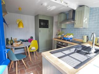 2 Bed in Robin Hoods Bay G0085 - Robin Hood's Bay - 4