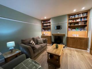 Stunning Views Pet-Friendly Sleeps 6 Great Walks Pass the Keys - Glossop - 1