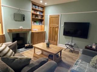 Stunning Views Pet-Friendly Sleeps 6 Great Walks Pass the Keys - Glossop - 0