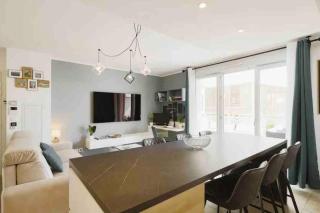 Logement Moderne Luxueux Parking AC côté de la mer - 2