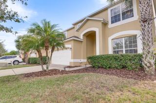 7 Mi to Disney Kissimmee Home with Pool and Hot Tub! - Kissimmee - 0