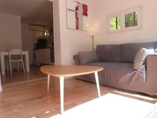 GASETIENNE Mazet T2 dans domaine avec piscines et tennis - Gassin - 9