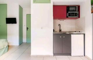 Studio avec terrasse gratte-ciel, 5 min métro - Villeurbanne - 4