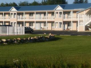 Great Lakes Inn Mackinaw City - Mackinaw City - 2