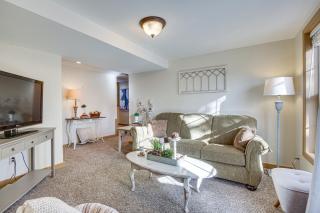 Cozy Liberty Getaway with Fire Pit and Patio! - Liberty - 9