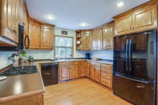 Cozy Liberty Getaway with Fire Pit and Patio! - Liberty - 1