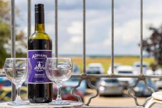 Corner Cottage - The Pink House - 4