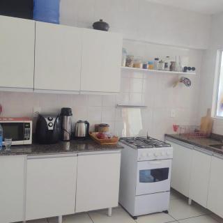 1 quadra e 1/2 do mar no Centro de Balneário Camboriú! - 2