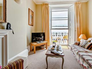 2 Bed in Tenby FB163 - Tenby - 9