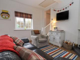 The Little White Cottage - 8