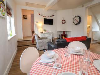 The Little White Cottage - 5