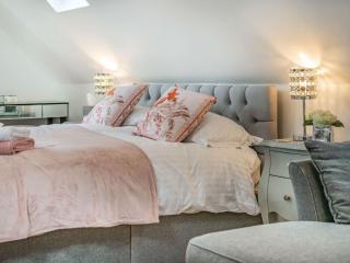 2 bed property in Bradford-on-Avon 87056 - Southwick - 1