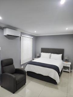 Vusi's Guesthouse - Durban - 4