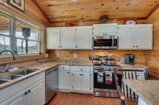 Mountain-View Cabin about 2 Mi to Downtown Clayton! - Clayton - 4