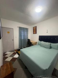 M5 PARK BED AND BREAKFAST - 7