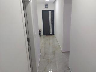 Privatni dvosoban stan - Ulcinj - 0