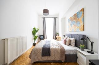 Exclusive Central Grand Residence in the Heart of Budapest - Budapest - 4