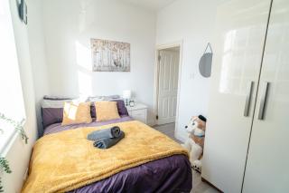 hendon Central 2 bed room 20 minutes to central London - The Hyde - 3