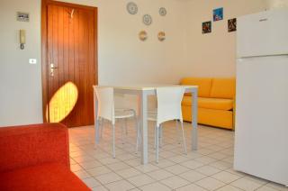 Experience the beach breeze in our bright flat - Bibione - 8