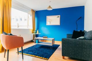 Spacious 3 Bedroom House - Sleeps 5 - Free Parking - By EKLIVING LUXE Short Lets & Serviced Accommodation - Cardiff - 8