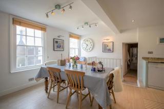 3 Trinity Street - 8