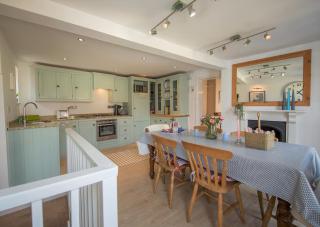 3 Trinity Street - 6