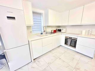 Paradigm House, Luxury 2-Bedroom Apartment 3, Free Parking, Oxford - Oxford - 7