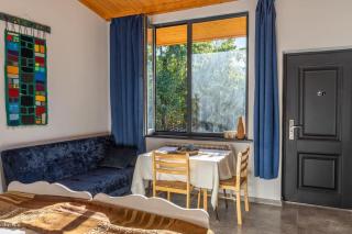 Art Rooms Garni (Blue Edition) - Garni - 0