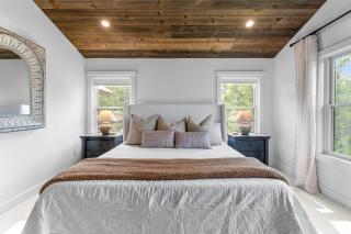 Secluded Beauty with Hot Tub & Views - 5