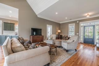 New Listing! - 3br/2ba on Harbor Island - 0