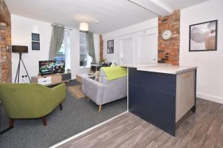 Lyndale House - By Sigma Stays - Crewe - 4