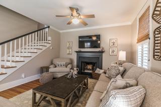 New Listing - Centrally located Beaufort home - Beaufort - 1