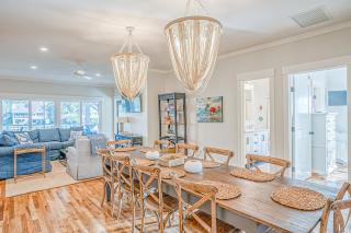 NEW LISTING Six Bedrooms - Private Dock - Steps to the Beach - Sleeps 14 - Fripp Island - 6