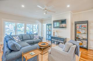 NEW LISTING Six Bedrooms - Private Dock - Steps to the Beach - Sleeps 14 - 3