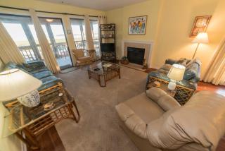 Harbor Island Beachside House - - 1