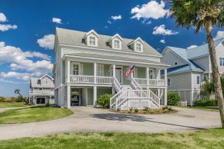 STUNNING NEW LISTING - Ocean and Beach Views TWO GOLF CARTS - Sleeps 12 - - 5